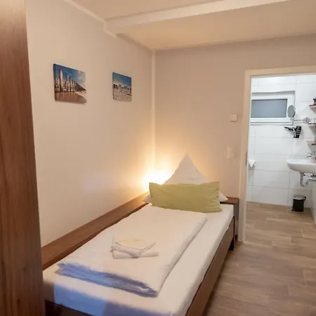 Am Buergerpark 汽车旅馆 2*